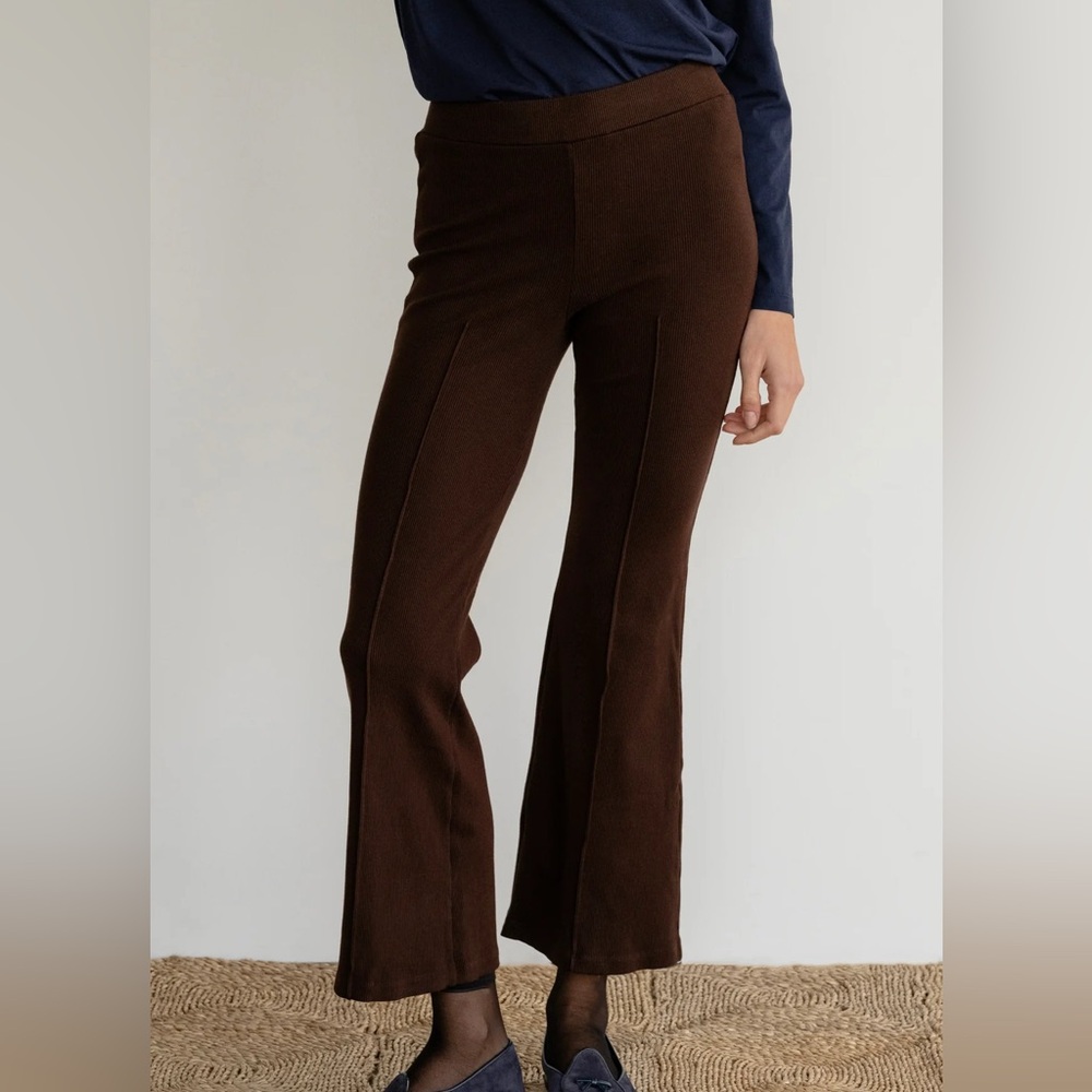 DONNI Rib Kick Flare in Espresso